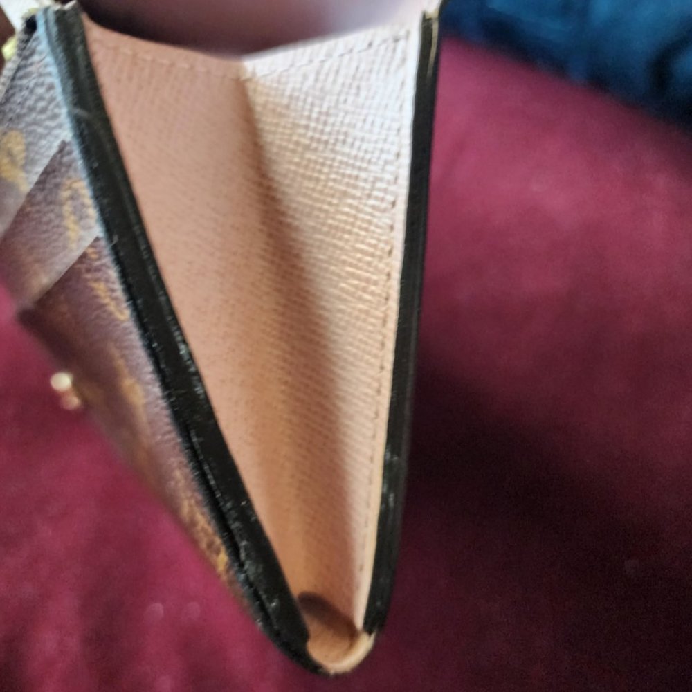 EUC Authentic Louis Vuitton Emilie Wallet in Rose Ballerina - Picture 9 of 11